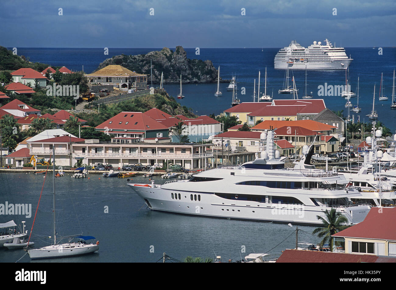 Gustavia Hafen und Marina, St. Barts, karibischen Französisch-Westindien Stockfoto