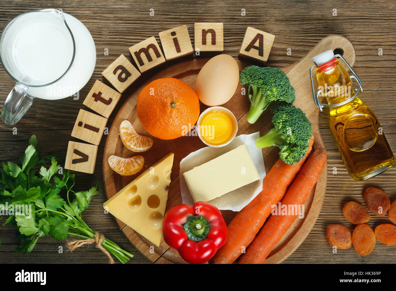 Vitamin A in Lebensmitteln. Stockfoto