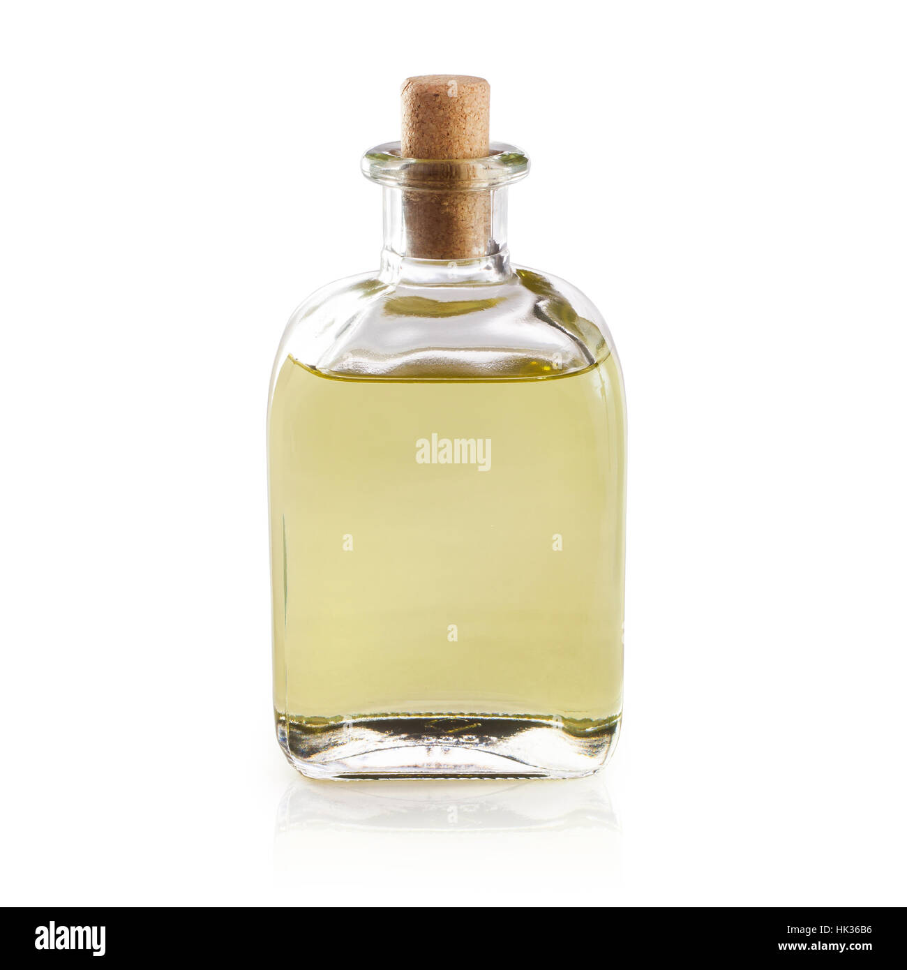 Flüssigkeit in der Flasche isoliert auf weißem Hintergrund Stockfoto