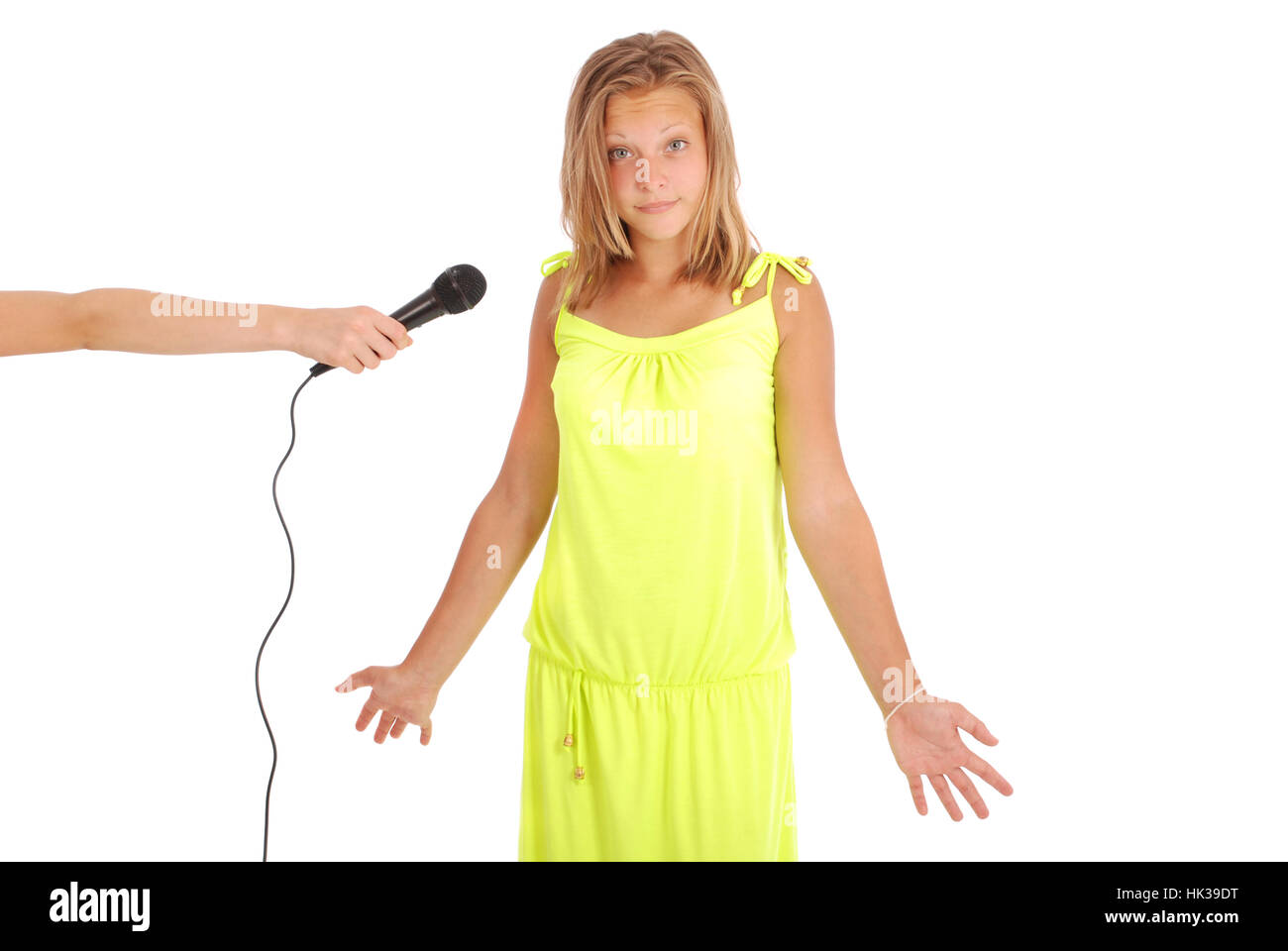 Die Teenager-Mädchen Interview isoliert auf weißem Hintergrund Stockfoto