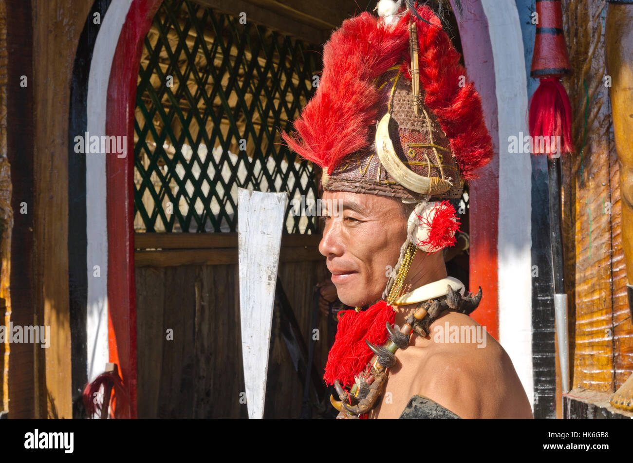 Phom - Krieger voll eingerichtete an HORNBILL-Festival Stockfoto