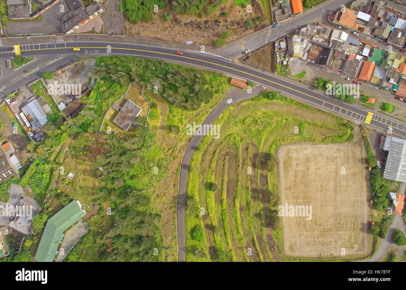 Luftaufnahme von Suburban kleine Lateinamerika Stadt der Provinz Tungurahua Südamerika Stockfoto