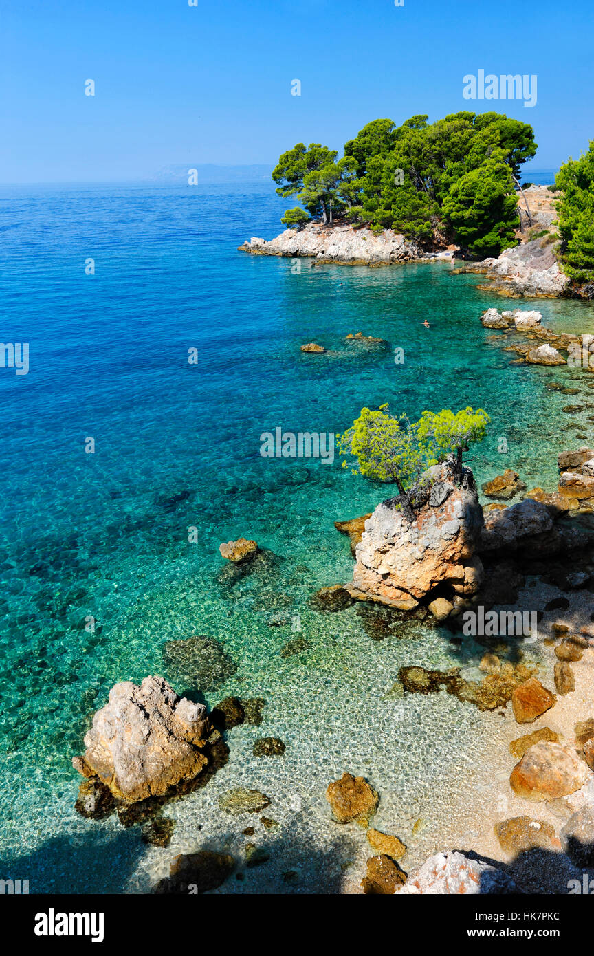 Schöner Strand an der Makarska Riviera, Makarska in Dalmatien Stockfoto