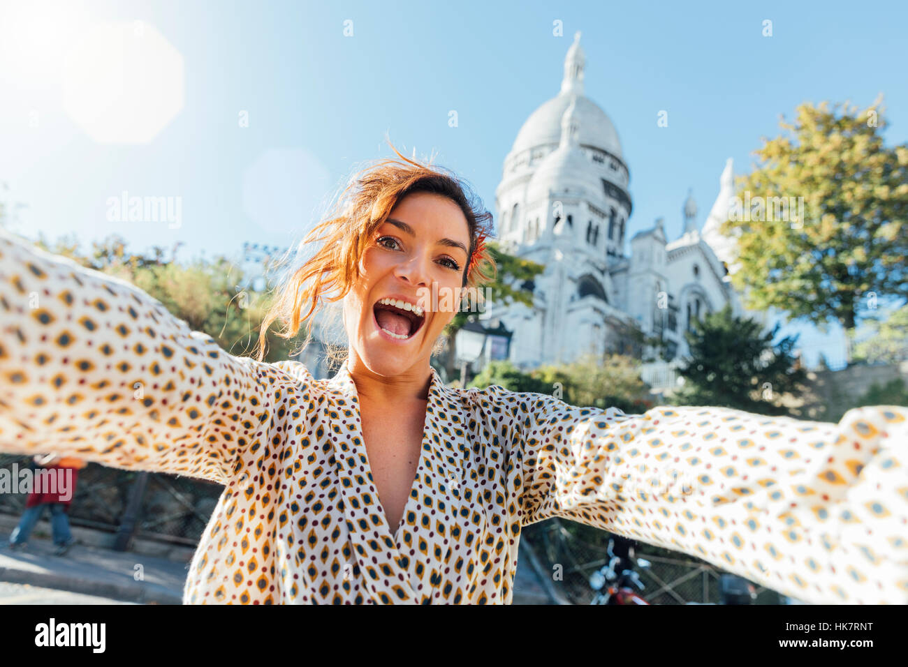 Paris, Frau besuchen und dabei ein Selbstporträt in Montmartre Stockfoto