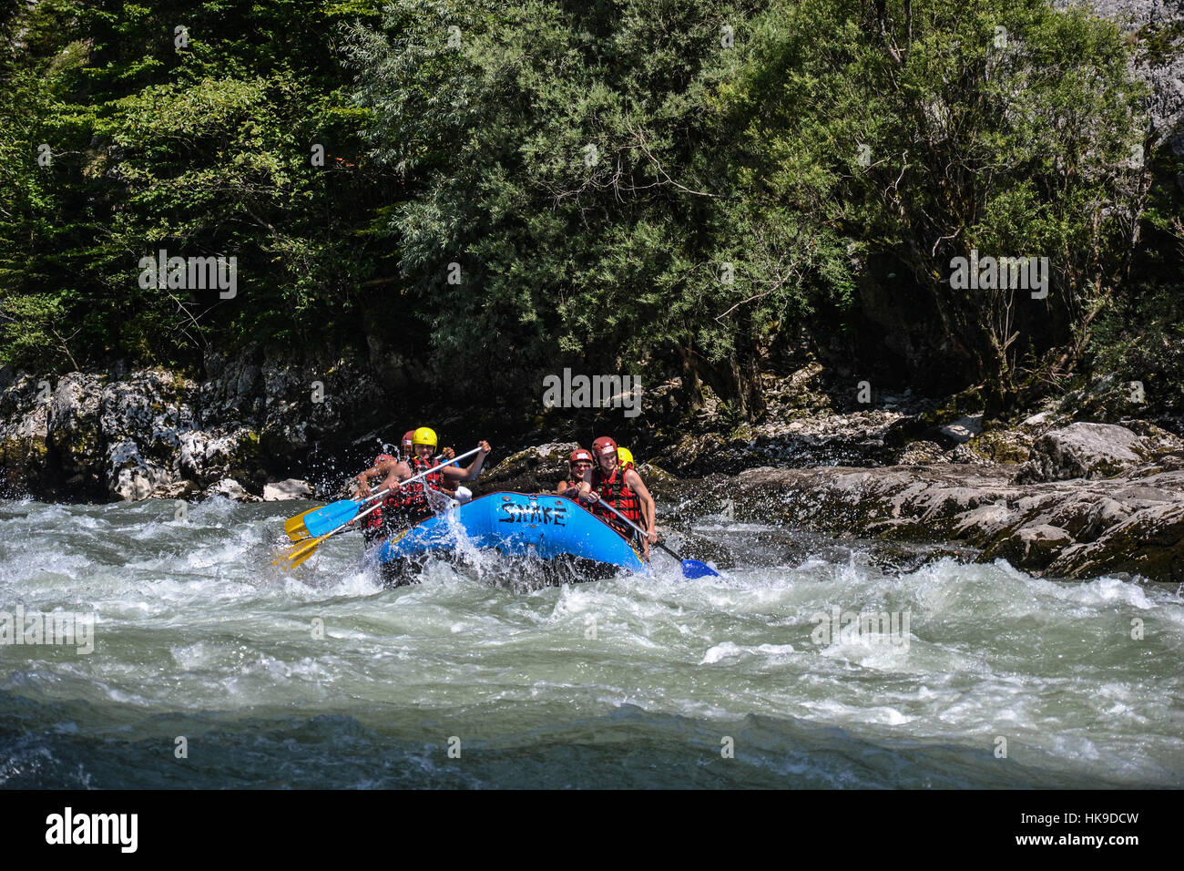 Rafting auf dem Fluss Enns, Österreich Stockfoto