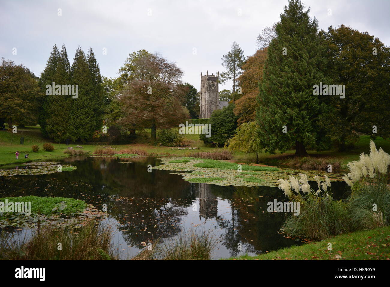 See unterhalb des Hauses an der Arlington Court, England, UK Stockfoto
