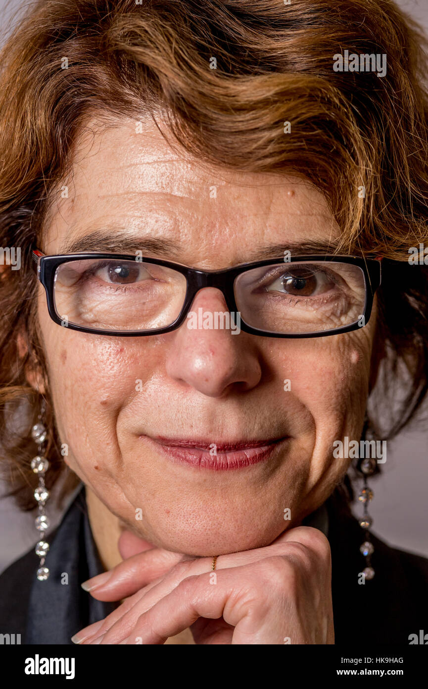 Vicky Pryce, Ex-Ehefrau des Politikers Chris Huhne und Autorin von Prisontronics, geschrieben von Frau Pryce nach der Erfahrung einer kurzen Gefängnisstrafe Stockfoto