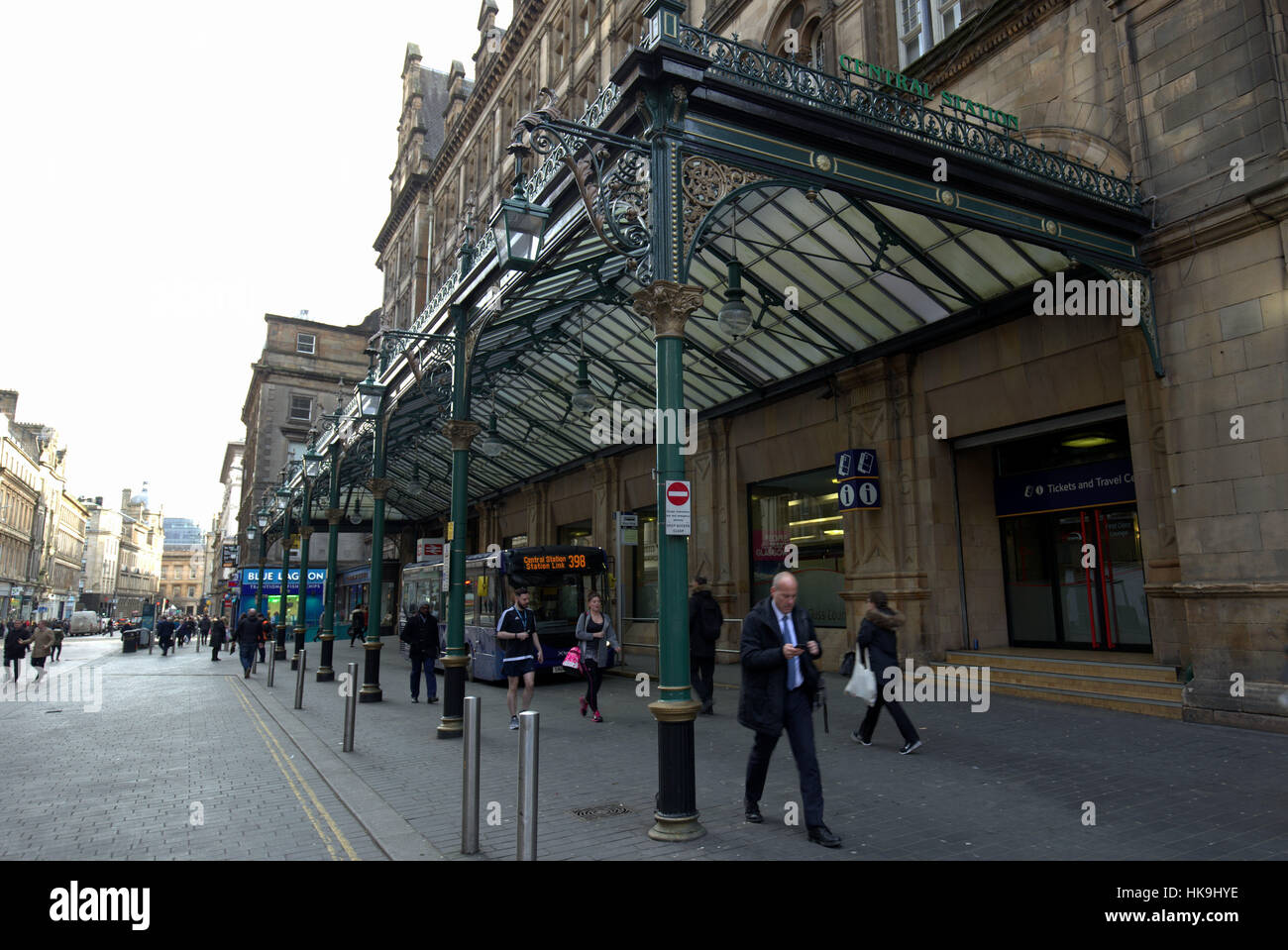 Außeneingang zum Hauptbahnhof Zug und Bahnhof Glasgow, Scotland, UK Stockfoto