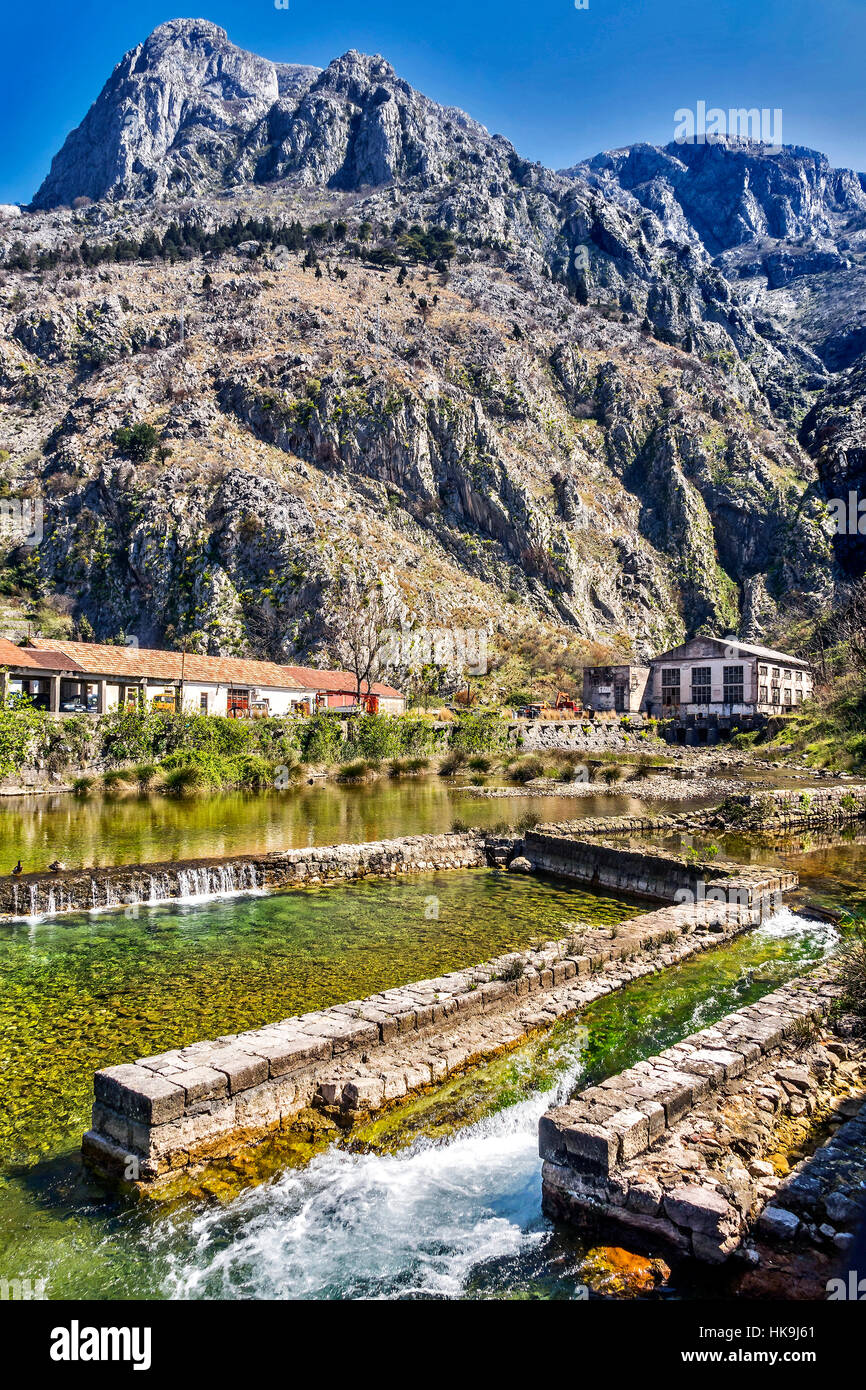 Bestandteil der Graben um die Stadt-Wand-Kotor-Montenegro Stockfoto