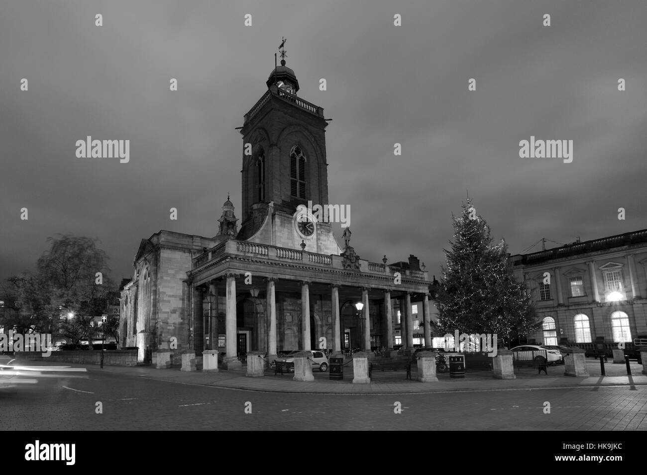 Weihnachtsbeleuchtung, All Saints Church, Northampton Town, Grafschaft Northamptonshire, England; Großbritannien; UK Stockfoto