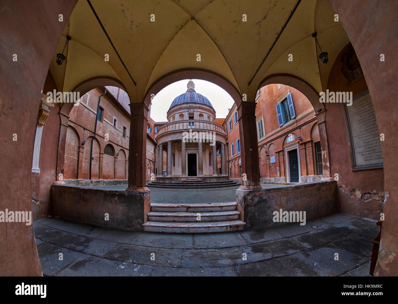 Rom. Italien. Tempietto di Bramante, die von Bramante entworfene Rundkirche, Piazza San Pietro in Montorio Stockfoto
