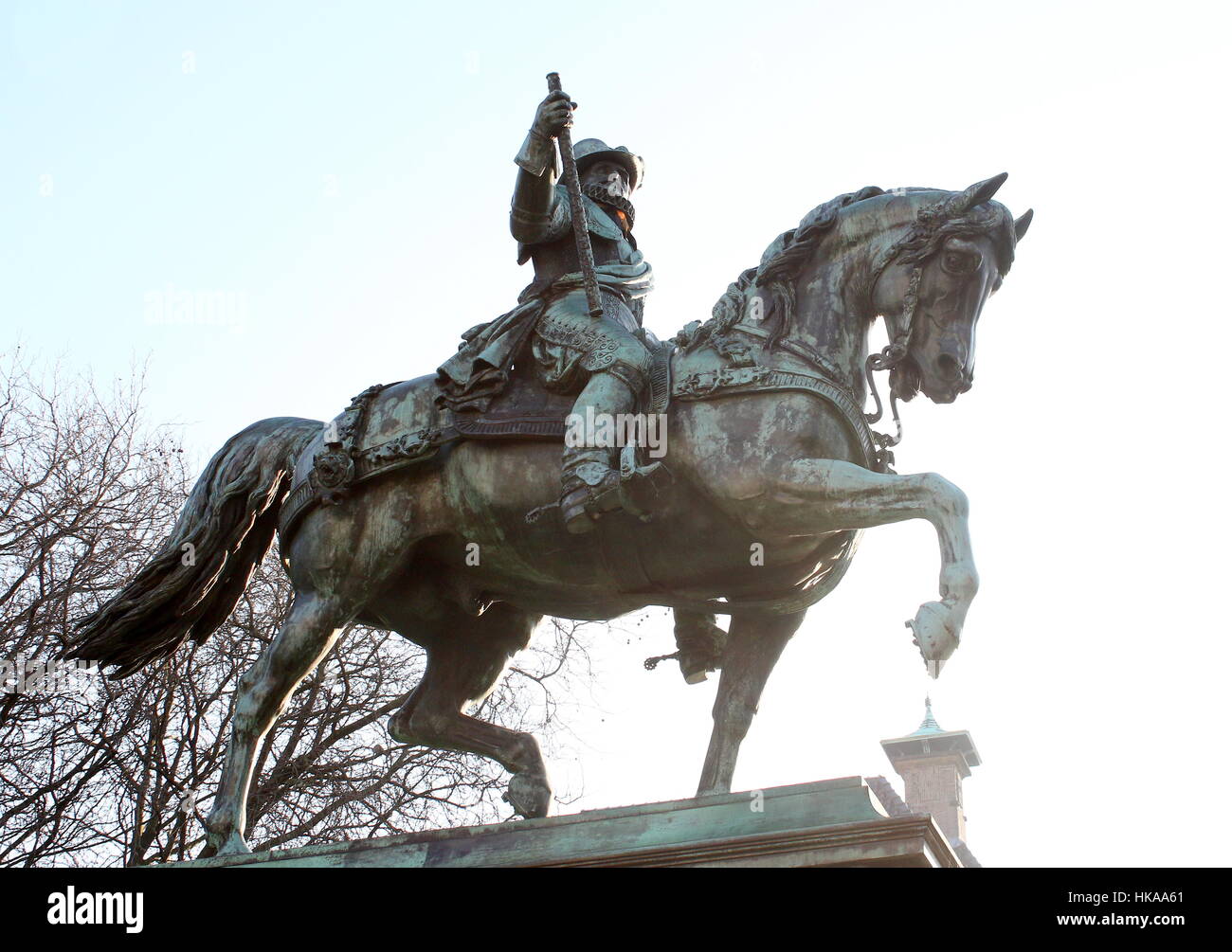 Reiterstatue von Prinz Wilhelm von Oranien (1533-84) gegenüber Palast Noordeinde, zentrale den Haag (Den Haag), Niederlande. Stockfoto