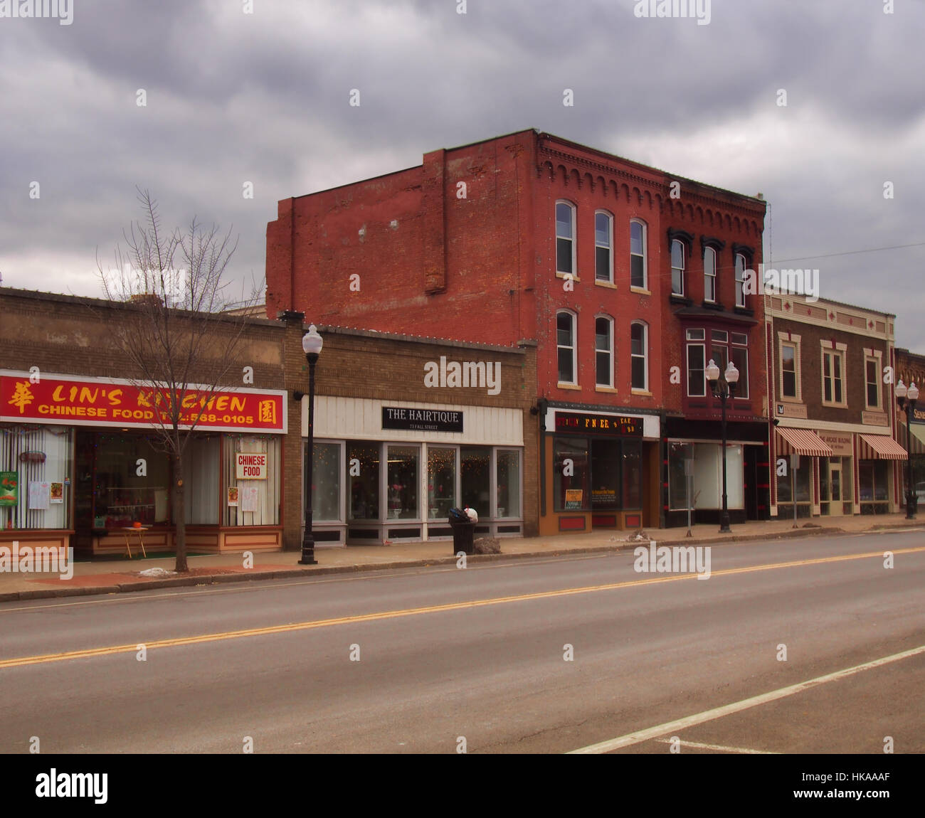 Waterloo, New York, USA. 11. Januar 2017. Blick auf die wichtigsten Durchgangsstraße in der kleinen ländlichen Stadt Waterloo, New York im winter Stockfoto