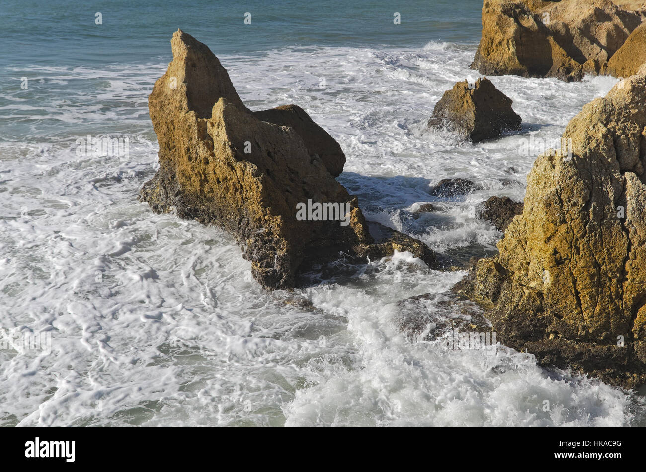 Strand-Szene in Gale Beach. Albufeira, Algarve, Portugal Stockfoto