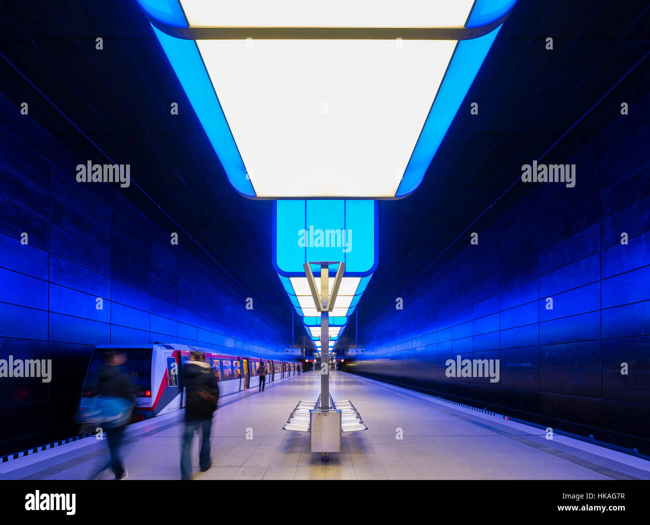 Innenraum der u-Bahn-Station Hafencity Universität in Hamburg, Deutschland Stockfoto