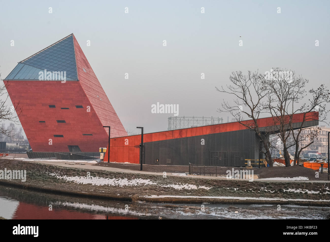 Danzig, Polen. 28. Januar 2017. Museum des zweiten Weltkrieges Gebäudes sieht man am 28. Januar 2017 in Danzig, Polen. Museum zeigt die Kriegserfahrungen von Polen und den anderen Ländern des mittleren Osten Europe.is gesehen am 28. Januar 2017 in Danzig, Polen. Museum zeigt die Kriegserfahrungen von Polen und anderen Ländern Ost-und Mitteleuropas. Bildnachweis: Michal Fludra/Alamy Live-Nachrichten Stockfoto