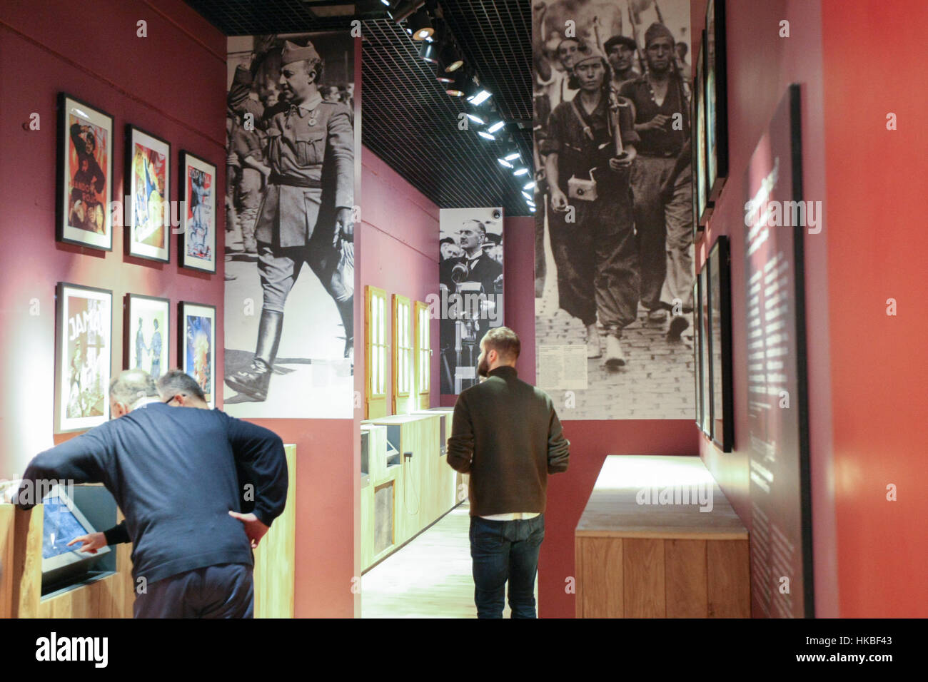 Danzig, Polen. 28. Januar 2017. Ausstellung wird am 28. Januar 2017 in Danzig gesehen. Museum zeigt die Kriegserfahrungen von Polen und den anderen Ländern des mittleren Osten Europe.is gesehen am 28. Januar 2017 in Danzig, Polen. Museum zeigt die Kriegserfahrungen von Polen und anderen Ländern Ost-und Mitteleuropas. Bildnachweis: Michal Fludra/Alamy Live-Nachrichten Stockfoto