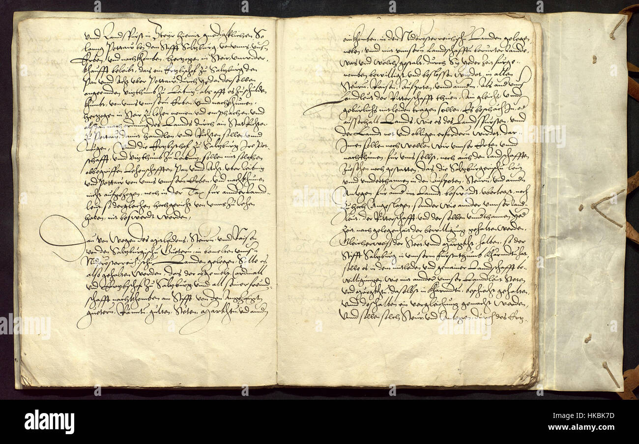 Dieses Gemälde mit dem Titel „Rezess von Wien 1535“ zeigt eine bedeutende historische Szene aus Wien im Jahr 1535. Das Kunstwerk ist ein wertvolles Zeugnis der europäischen Diplomatie und politischen Angelegenheiten im Heiligen Römischen Reich des 16. Jahrhunderts. Stockfoto