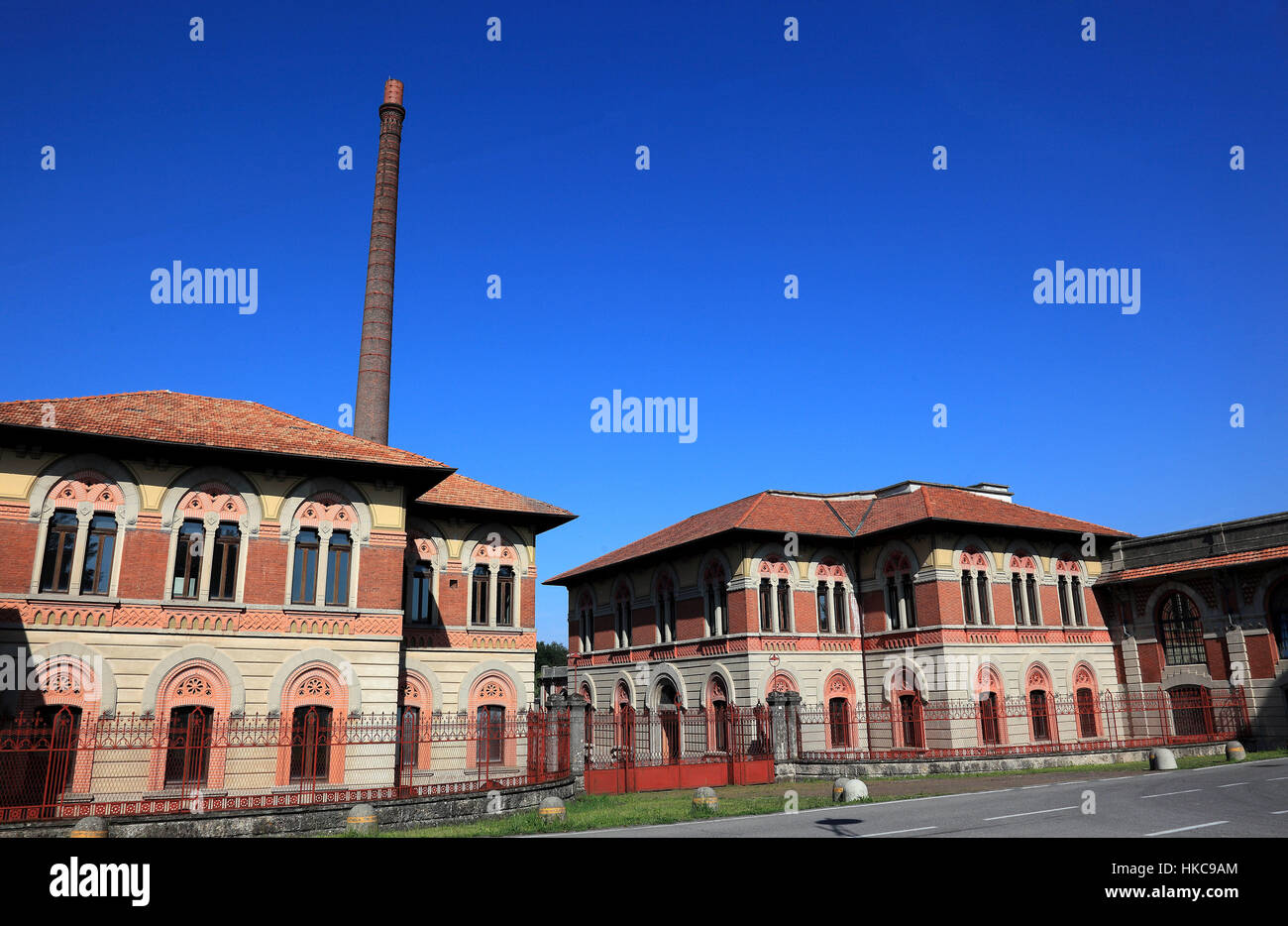 Italien, Arbeiter Dorf Crespi d ' Adda, Haupttor der ehemaligen Textilfabrik, Industriedenkmal, UNESCO Stockfoto