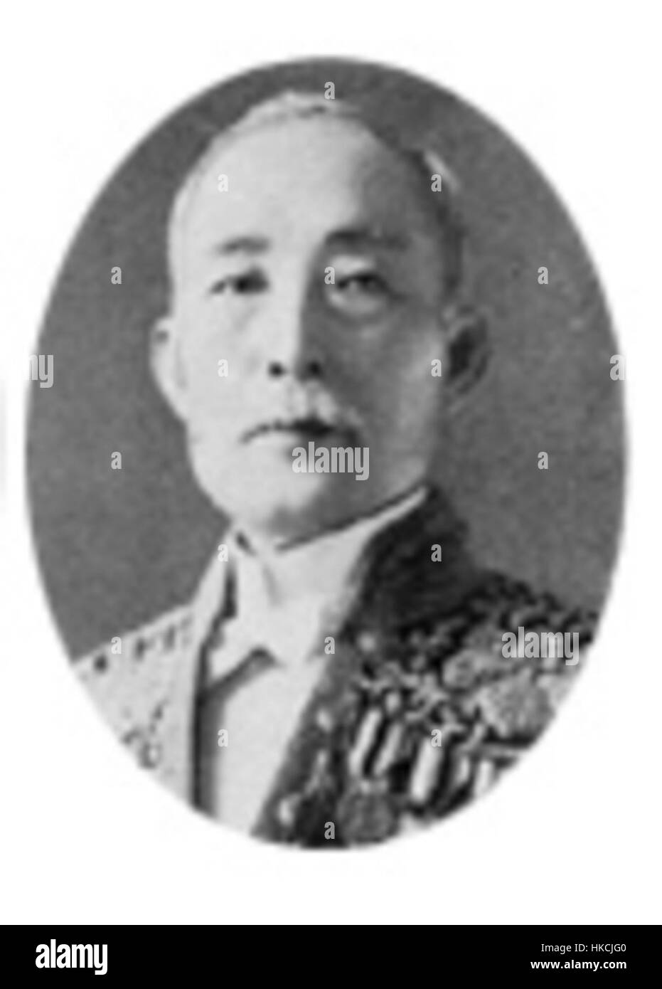 *Park Jung Yang* ist ein Künstler, der für seine besondere Herangehensweise an die moderne Malerei bekannt ist. Seine Arbeit verbindet traditionelle Techniken mit zeitgenössischen Themen und erforscht oft menschliche Figuren und abstrakte Darstellungen in einem minimalistischen Stil. Stockfoto