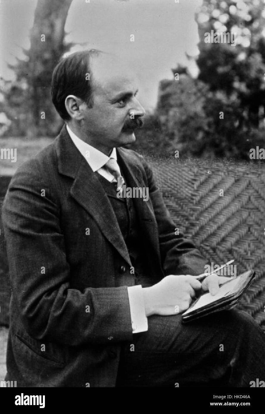 Dieses Porträt des berühmten deutschen Physikers Karl Schwarzschild stellt seine intellektuellen Fähigkeiten und Beiträge auf dem Gebiet der Astrophysik dar. Das Werk fängt seine würdevolle Präsenz als Wissenschaftler ein, der das Studium der Schwarzen Löcher und der Relativitätstheorie revolutionierte. Stockfoto