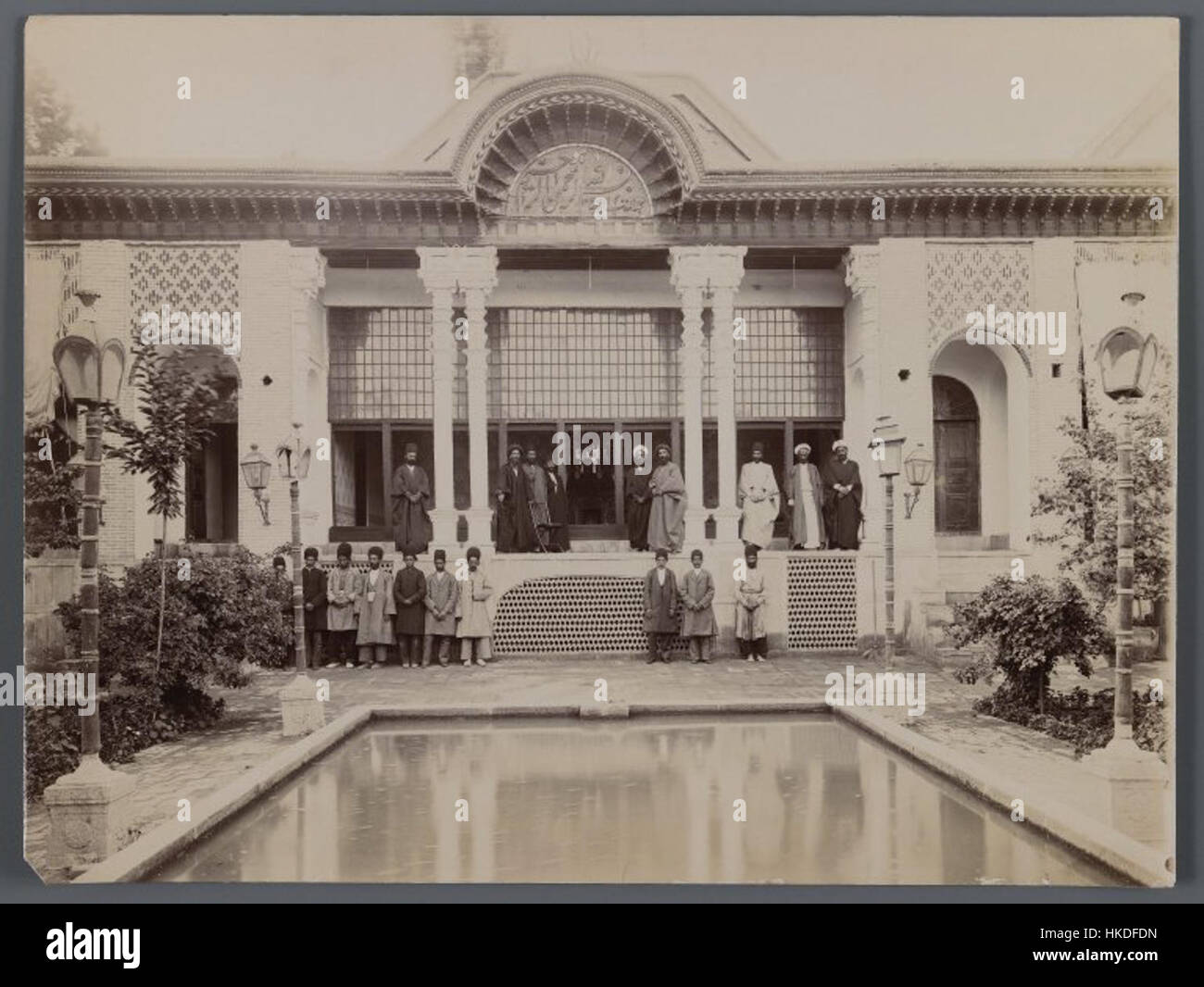 Brooklyn Museum A Gruppe von religiösen Männern in einem Garten eines 274 Vintage-Fotografien Stockfoto