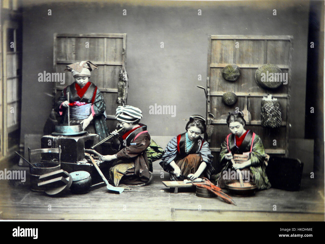 Ein Gemälde aus dem späten 19. Jahrhundert mit dem Titel *Japon*, das 1886 geschaffen wurde. Dieses Kunstwerk unterstreicht die westliche Faszination für Japan während der Meiji-Zeit und verbindet europäische Kunst mit östlichen Einflüssen in einem faszinierenden kulturübergreifenden Stück. Stockfoto