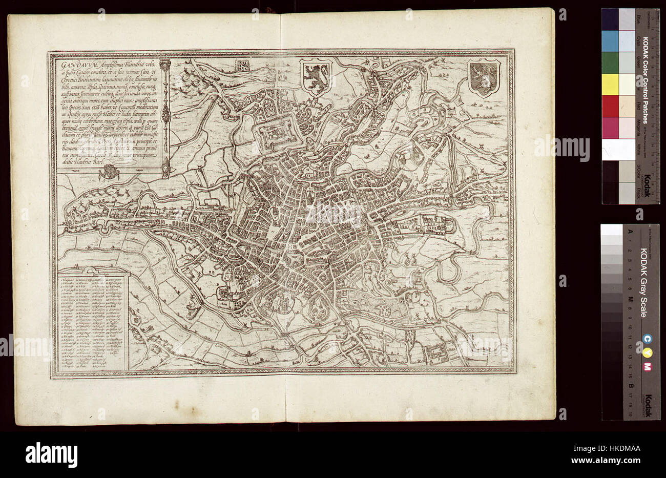 *Gandauum* ist eine illustrierte Karte von Braun und Hogenberg aus der Renaissance, die die Geographie und Besonderheiten einer Region mit detaillierter Kartographie und künstlerischem Flair darstellt. Die Karte ist ein Paradebeispiel frühmoderner Techniken zur Kartenherstellung. Stockfoto *Gandauum* ist eine illustrierte Karte von Braun und Hogenberg aus der Renaissance, die die Geographie und Besonderheiten einer Region mit detaillierter Kartographie und künstlerischem Flair darstellt. Die Karte ist ein Paradebeispiel frühmoderner Techniken zur Kartenherstellung. Stockfoto