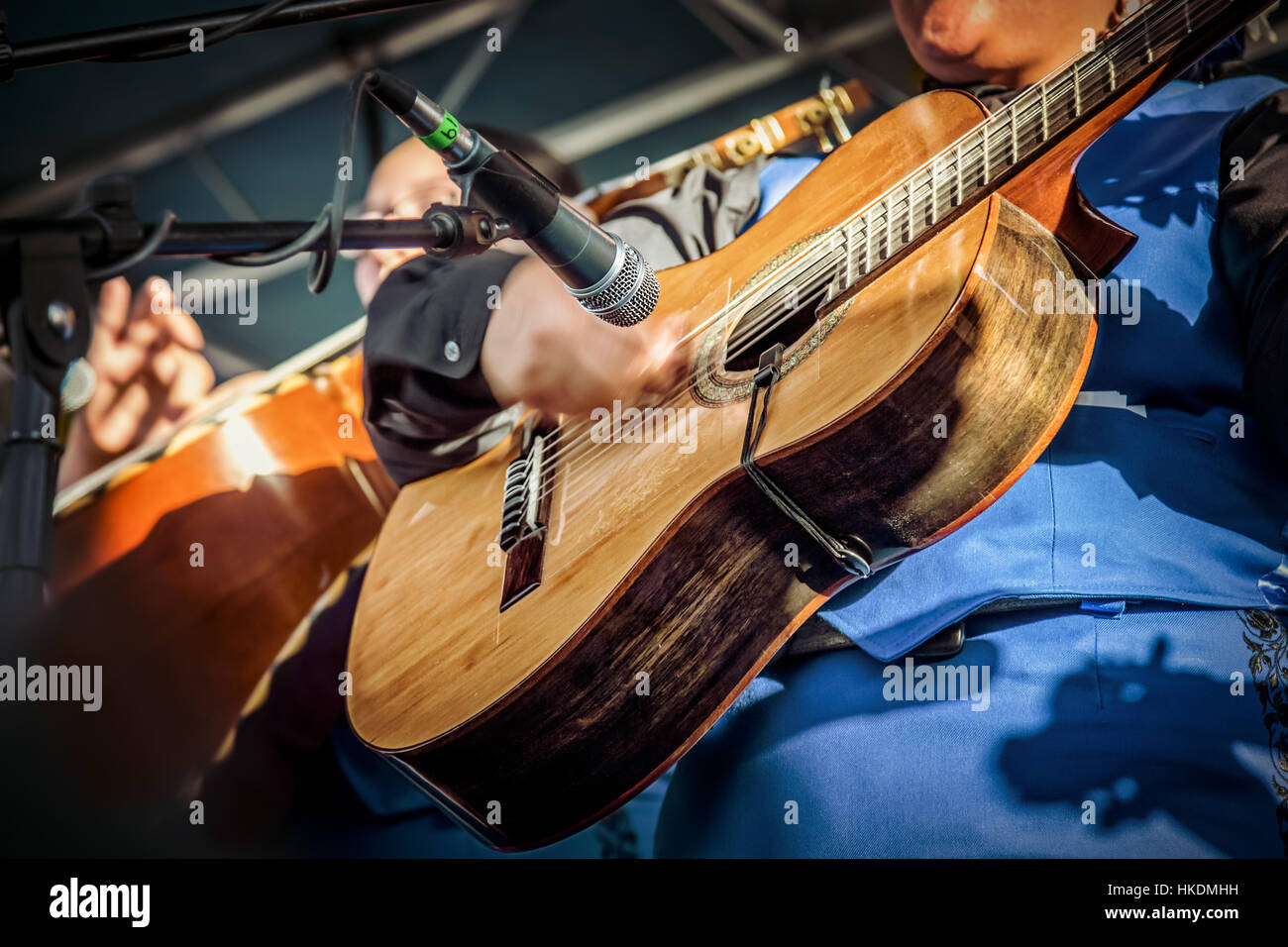 Ein alle weiblichen Mariachi Band spielt auf die Ysleta Missionsfest in El Paso, Texas. Stockfoto