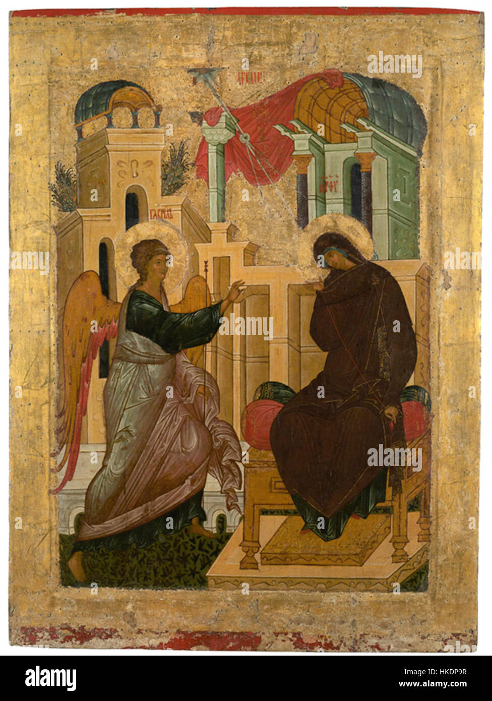 Dieses russische Symbol der Verkündigung aus dem 15. Jahrhundert, Teil der Ikonostase Kirillo Belozerski*, zeigt den Engel Gabriel, der der Jungfrau Maria ankündigt. Es ist ein bedeutendes religiöses Kunstwerk, das die spirituellen und künstlerischen Traditionen des mittelalterlichen Russlands repräsentiert. Stockfoto