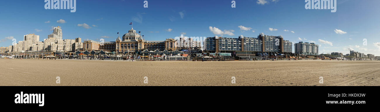 Strand mit Skyline, Scheveningen, den Haag, Holland, Niederlande Stockfoto