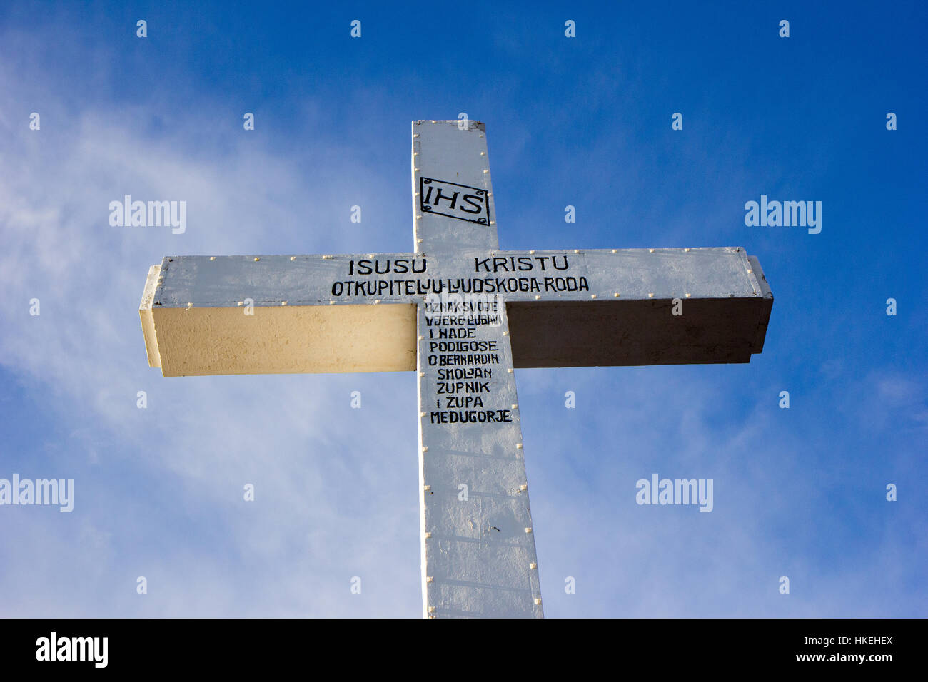 Das Kreuz auf der Oberseite Berg Krizevac in Medjugorje, Bosnien und Herzegowina auf 2016/11/11. Stockfoto