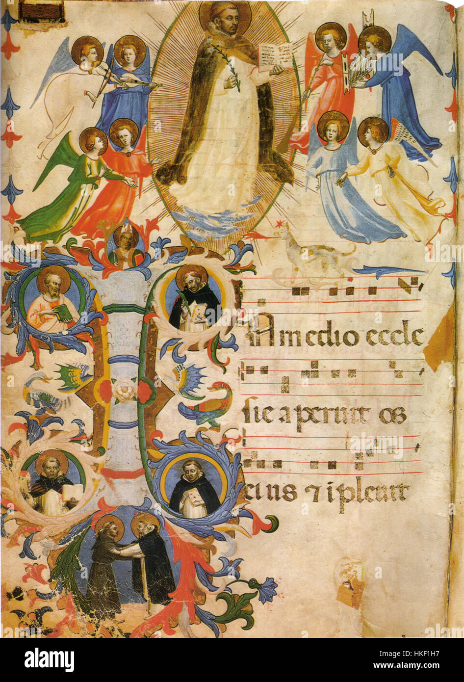 Beato Angelicos „San Domenico in Gloria“, ein Fresko aus der Zeit um 1430, fängt den heiligen in himmlischer Pracht ein und veranschaulicht den Stil der frühen Renaissance. Dieses Werk befindet sich im Kloster San Marco in Florenz und ist bekannt für seinen hingebungsvollen Ton und die Verwendung lebendiger Farben. Stockfoto