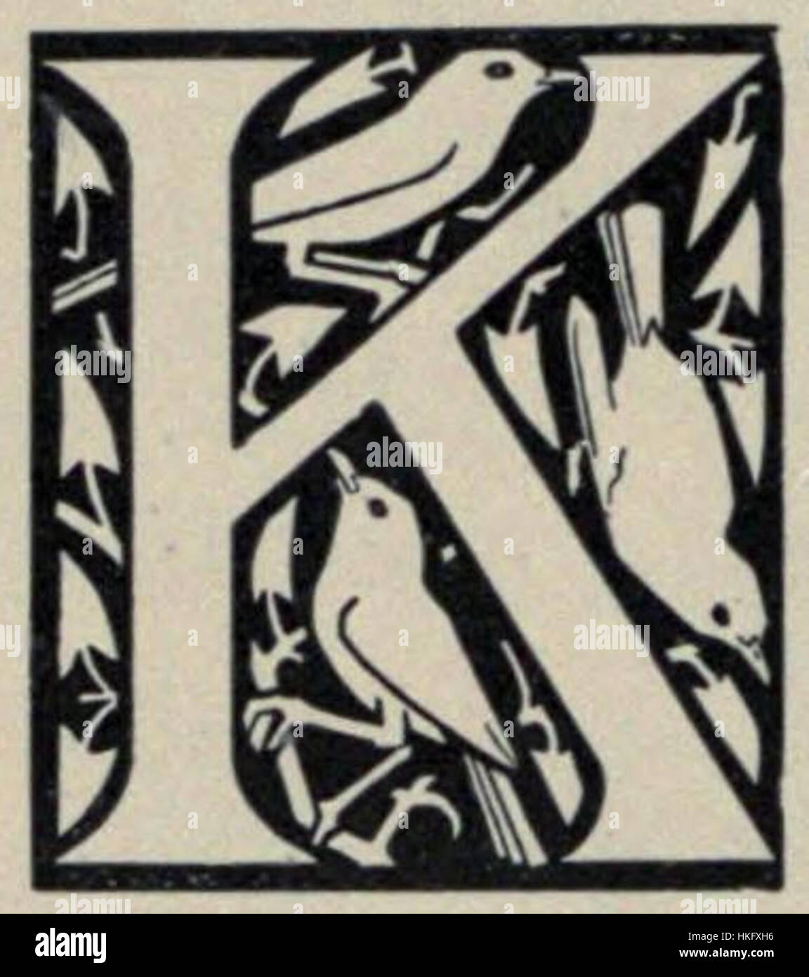 Der „Aufseeser Lettrine K“ ist ein beleuchteter Buchstabe, der komplexe Designarbeiten mit auffälligen, dekorativen Elementen zeigt, die typisch für mittelalterliche Manuskripte sind. Der Buchstabe „K“ ist mit detaillierten Mustern und lebhaften Farben verziert, die den künstlerischen Stil der Zeit widerspiegeln. Stockfoto