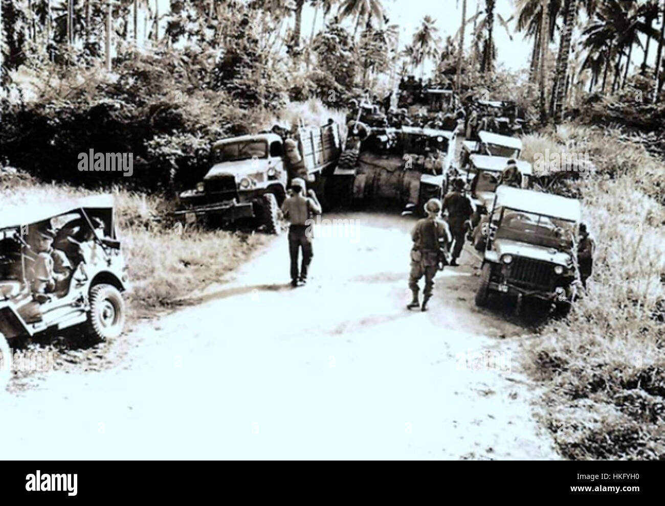 U.S. 24. ID marschieren in Richtung Davao Stockfoto