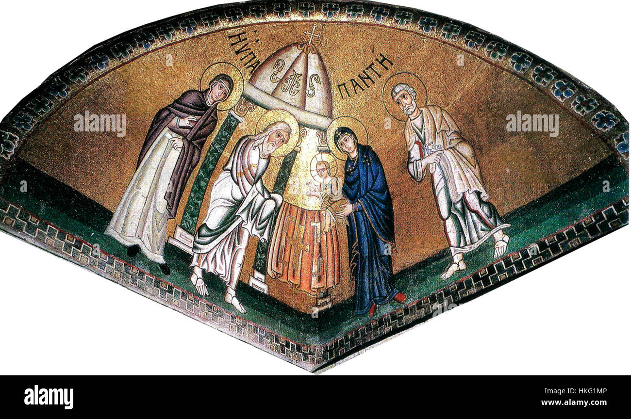 Das Katholikon von Hosios Loukas, insbesondere der Nordwestquinsch, ist ein architektonisches Merkmal innerhalb der byzantinischen Kirche. Dieses Element ist Teil der reichen historischen Bedeutung und künstlerischen Gestaltung des Bauwerks in der byzantinischen Architektur. Stockfoto