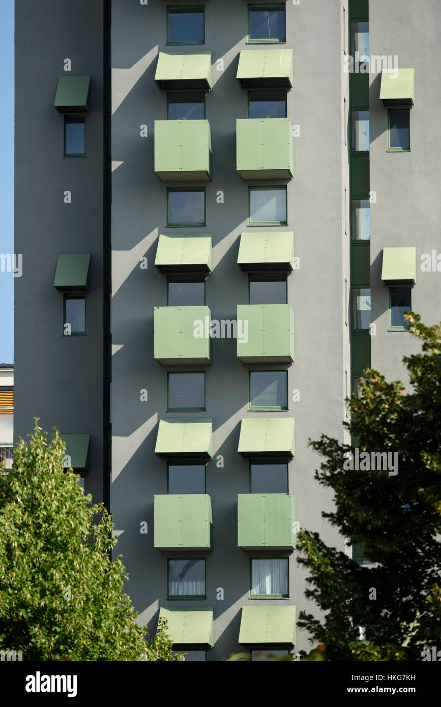 Berlin. Deutschland. Kreuzberg Turm auf der Charlottenstraße, entworfen vom Architekten John Hejduk (1929 – 2000), 1988. Stockfoto