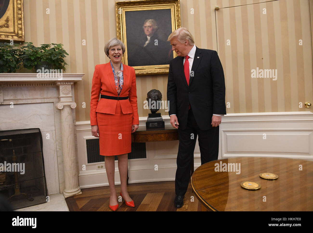 Treffen der Ministerpräsidenten Theresa Mai US Präsident Donald Trump im Oval Office des weißen Hauses, Washington DC, USA. Stockfoto