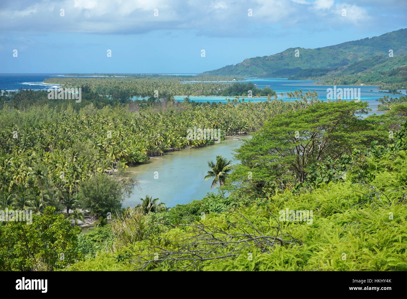 Französisch-Polynesien Huahine Lagune und Inseln Landschaft, Ostküste, Süd-Pazifik, Leeward-Inseln Stockfoto