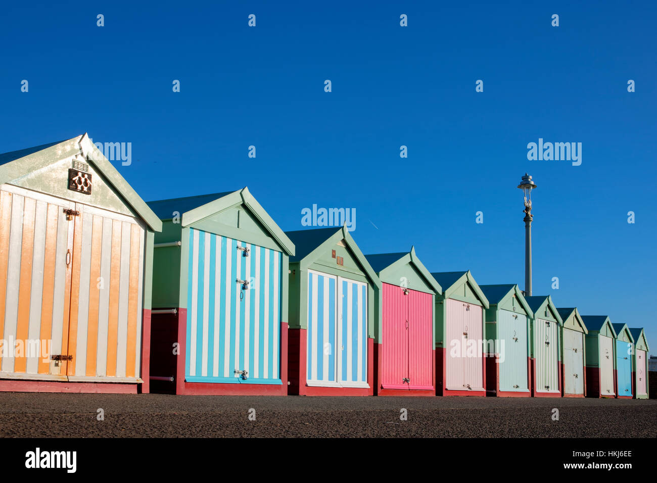 Strandhütten in Hove West Sussex UK Stockfoto