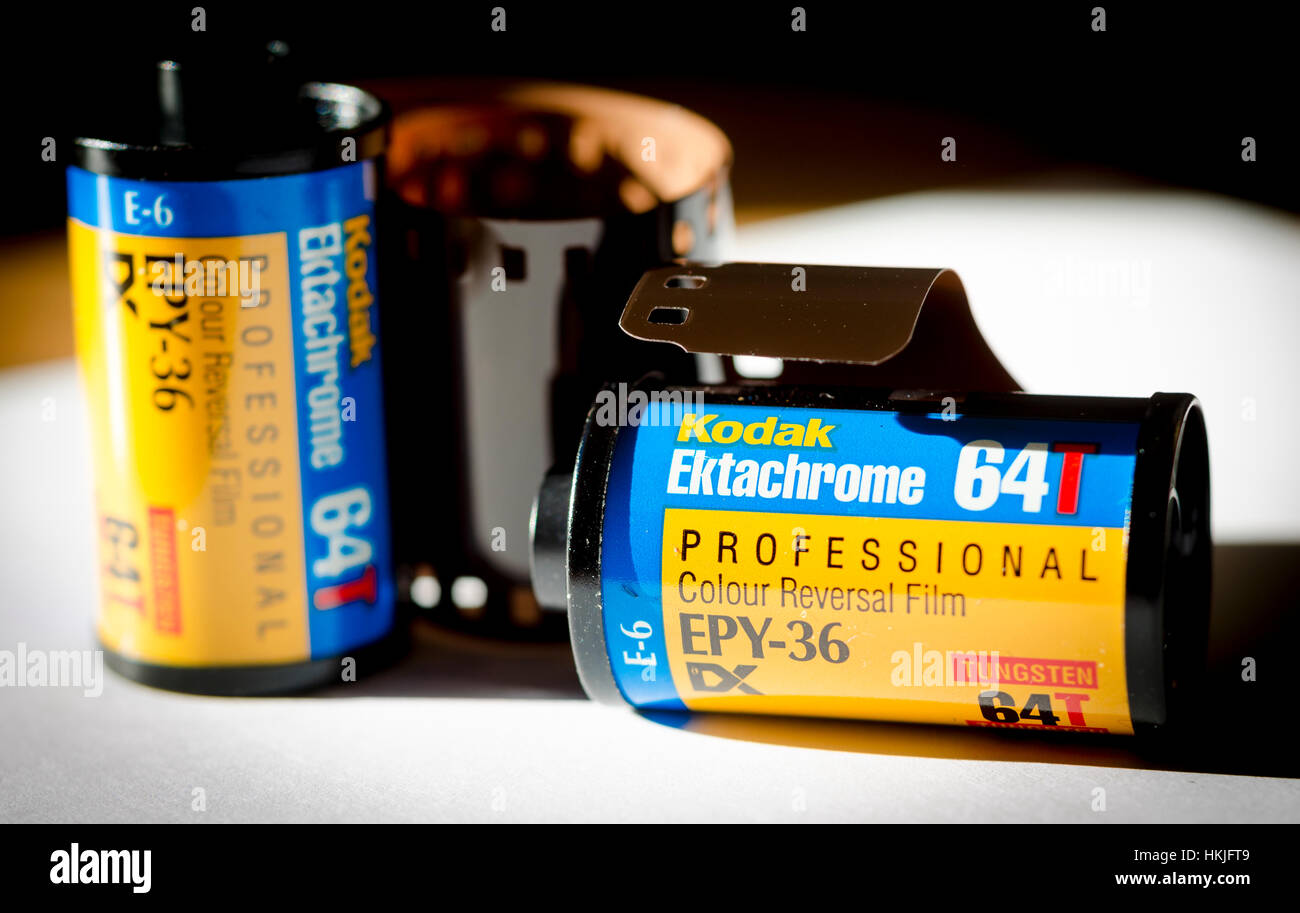 Kodak Ektachrome 35mm Transparentfolien, es wurde zuerst in den 1940er Jahren entwickelt und wurde sehr populär. Stockfoto Kodak Ektachrome 35mm Transparentfolien, es wurde zuerst in den 1940er Jahren entwickelt und wurde sehr populär. Stockfoto