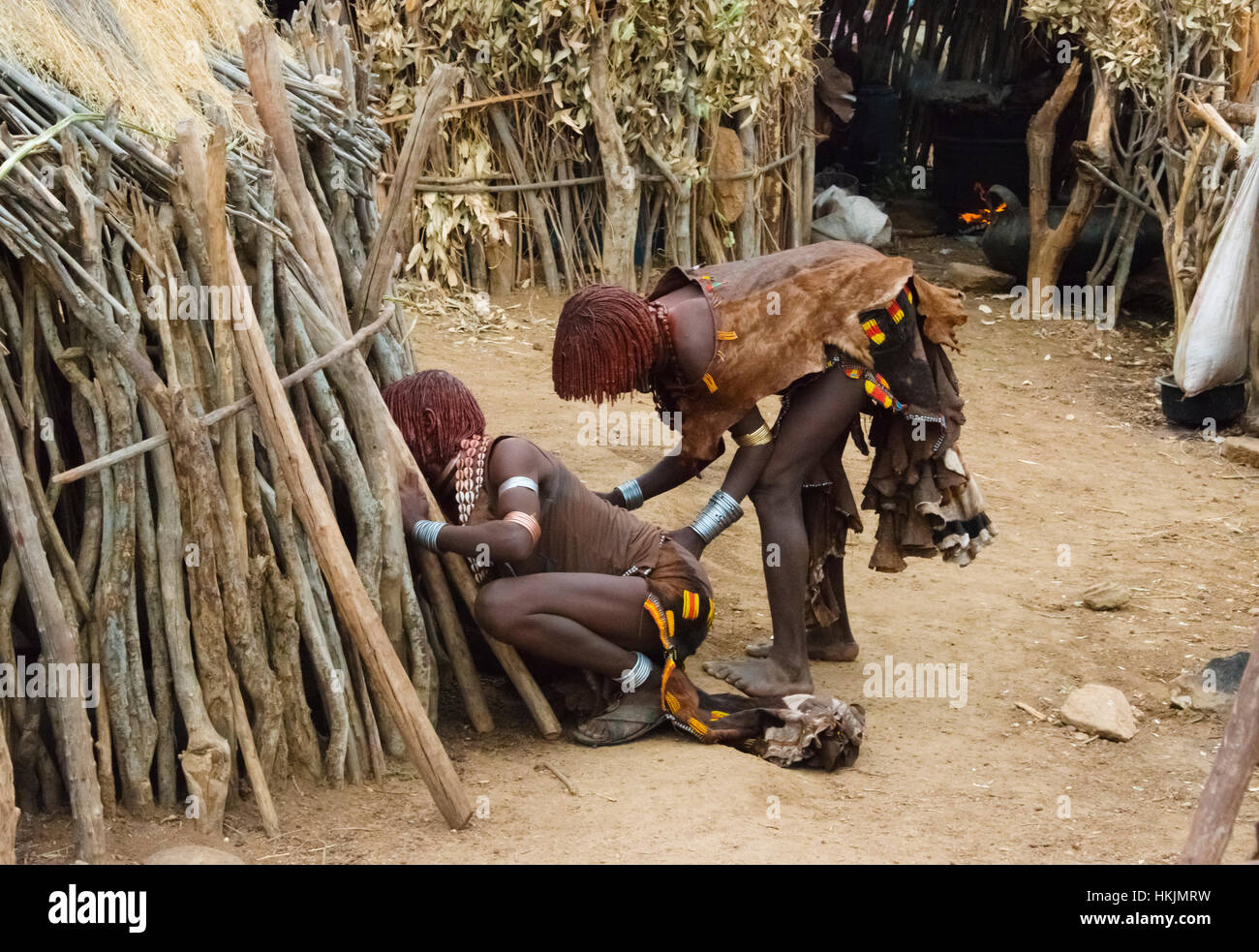 Hamar Stamm Menschen in Hamar Dorf, Süd-Omo, Äthiopien Stockfoto