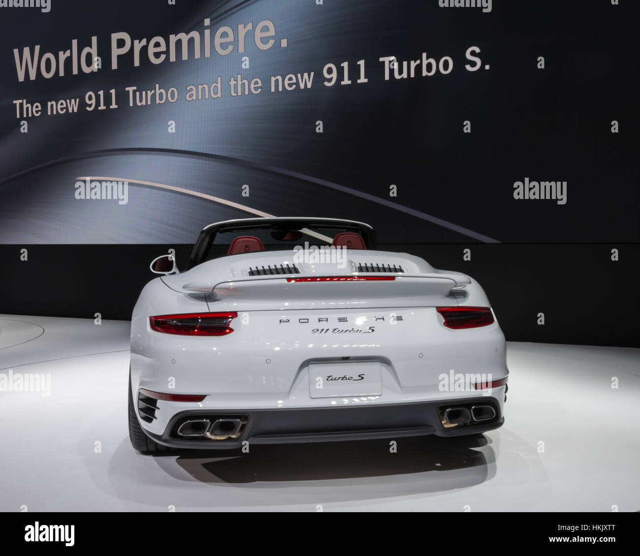 Detroit, Michigan, USA - 11. Januar 2016: Porsche 911 Turbo S Auto auf der North American International Auto Show (NAIAS). Stockfoto