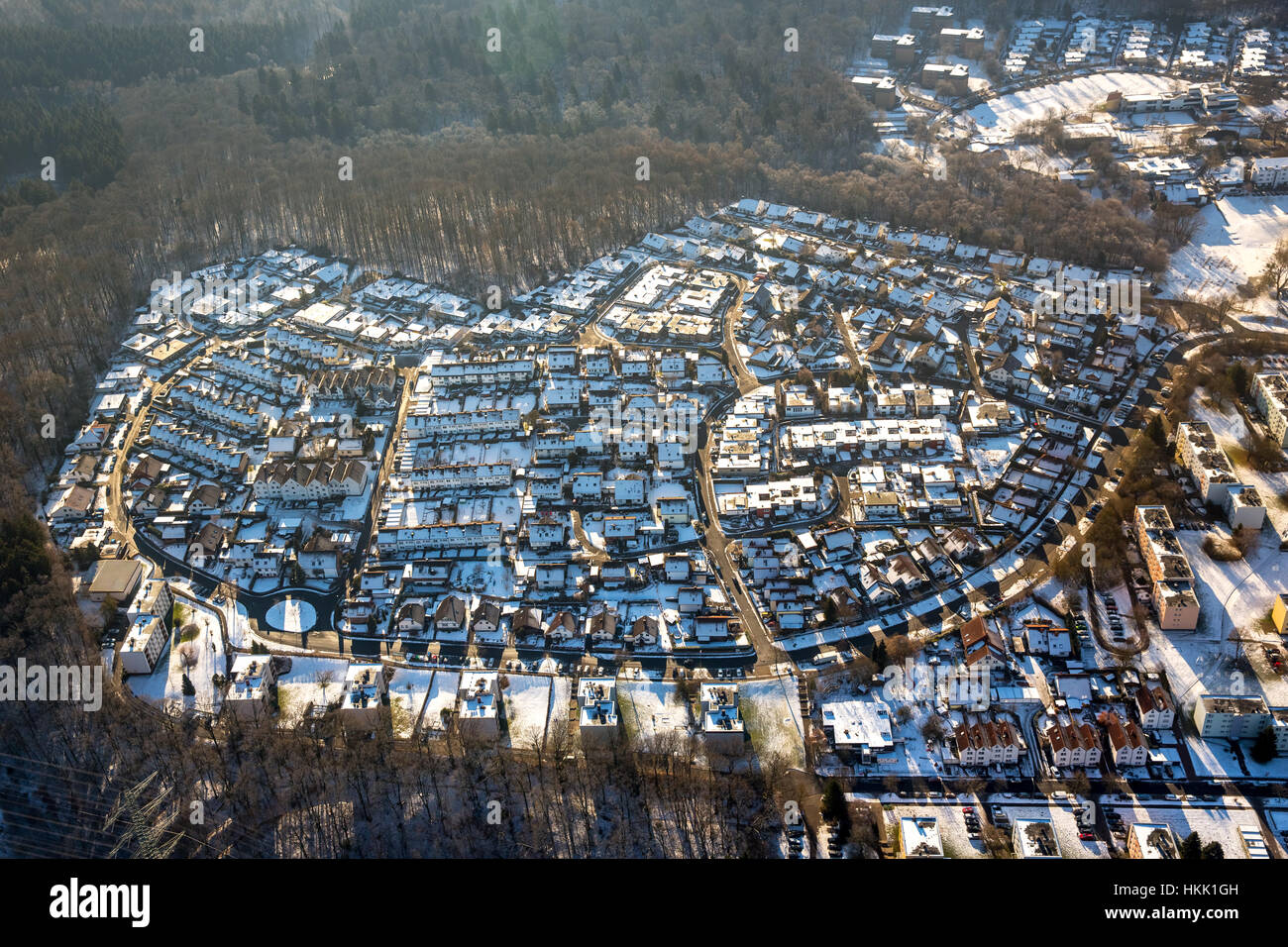 Wohnsiedlung Moosfelde im Winter, Arnsberg, Neheim-Hüsten, Sauerland, Nordrhein-Westfalen, Deutschland Stockfoto