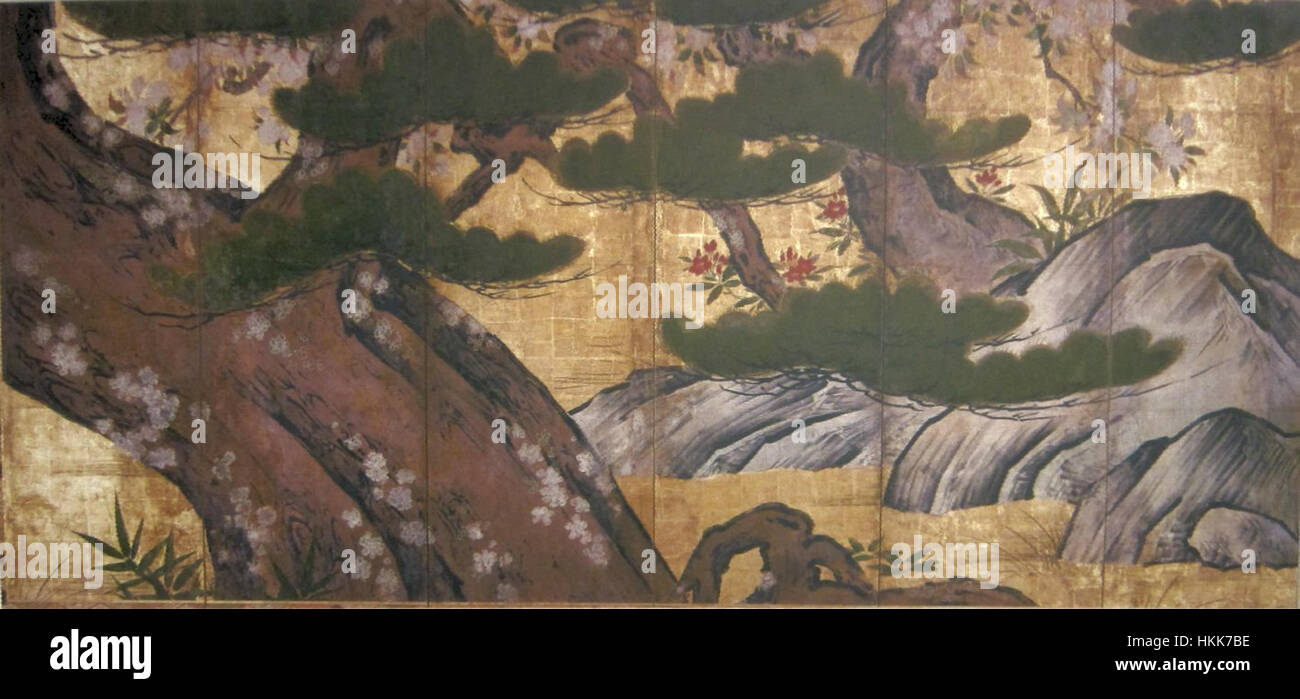 Ein wunderschönes Gemälde des japanischen Künstlers Kano Eitoku mit dem Titel Pine, Cherrytrees, and Rocks, ausgestellt im Honolulu Museum of Art Dieses Werk veranschaulicht traditionelle japanische Maltechniken und symbolische Naturelemente. Stockfoto