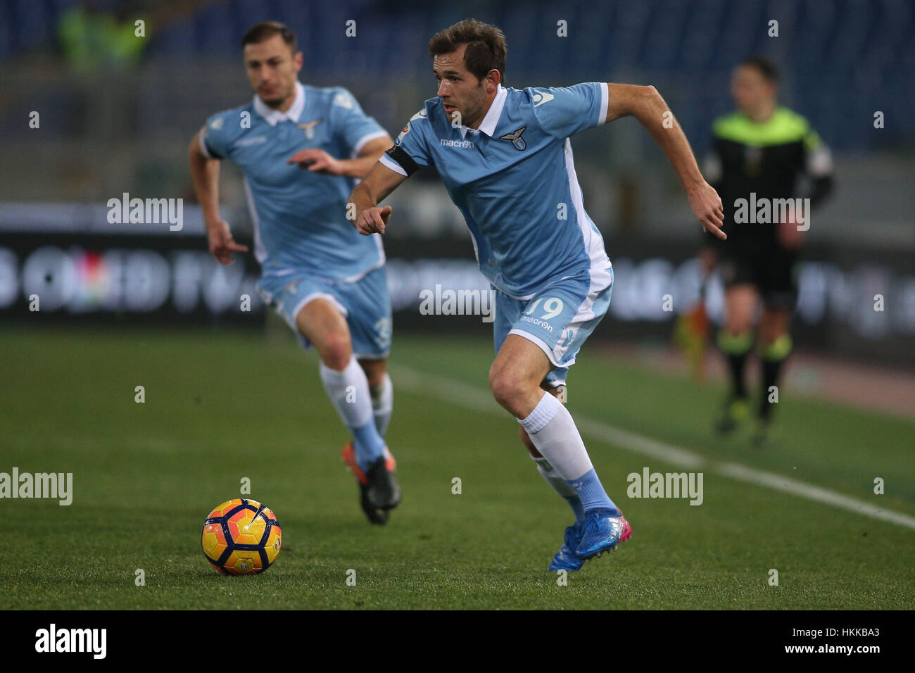 Rom, Italien. 28. Januar 2017. Fußball-Serie Lazio vs. Chievo im Stadio Plimpico in Rom. Lulic in Aktion während des Spiels. Bildnachweis: Marco Iacobucci/Alamy Live-Nachrichten Stockfoto