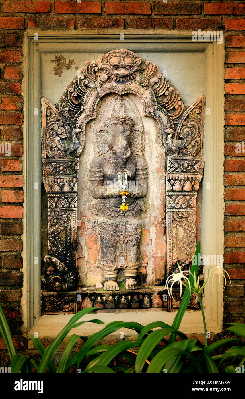 Foto-Skulptur des Gottes Ganesha in Thailand Stockfoto