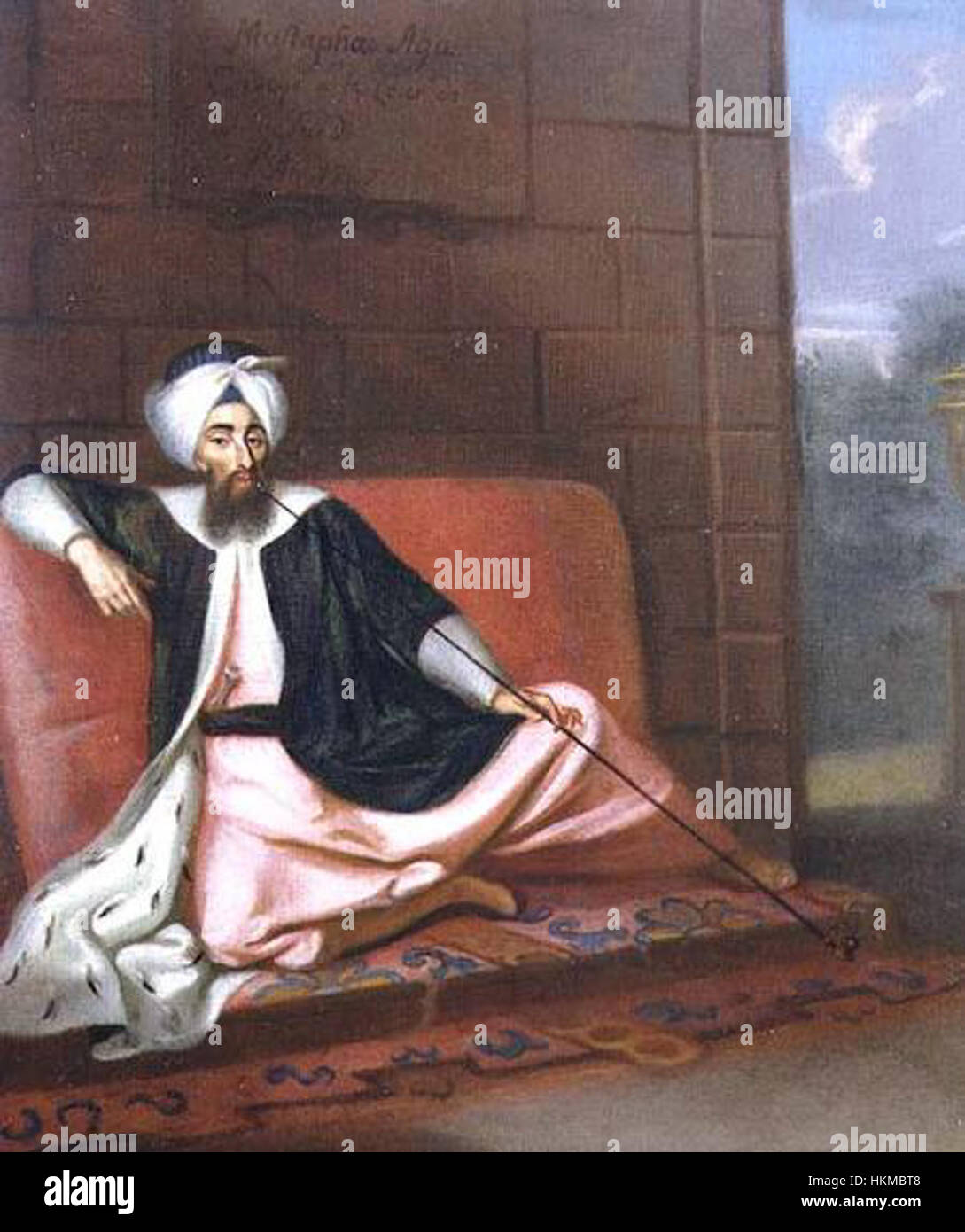 Dieses Porträt aus dem 18. Jahrhundert zeigt Mustapha Aga, den osmanischen Gesandten am schwedischen Hof. Das 1727 gemalte Werk fängt die traditionelle osmanische Kopfbedeckung und die formale Kleidung des Diplomaten ein und repräsentiert den kulturellen Austausch zwischen dem Osmanischen Reich und Schweden während dieser Zeit. Stockfoto