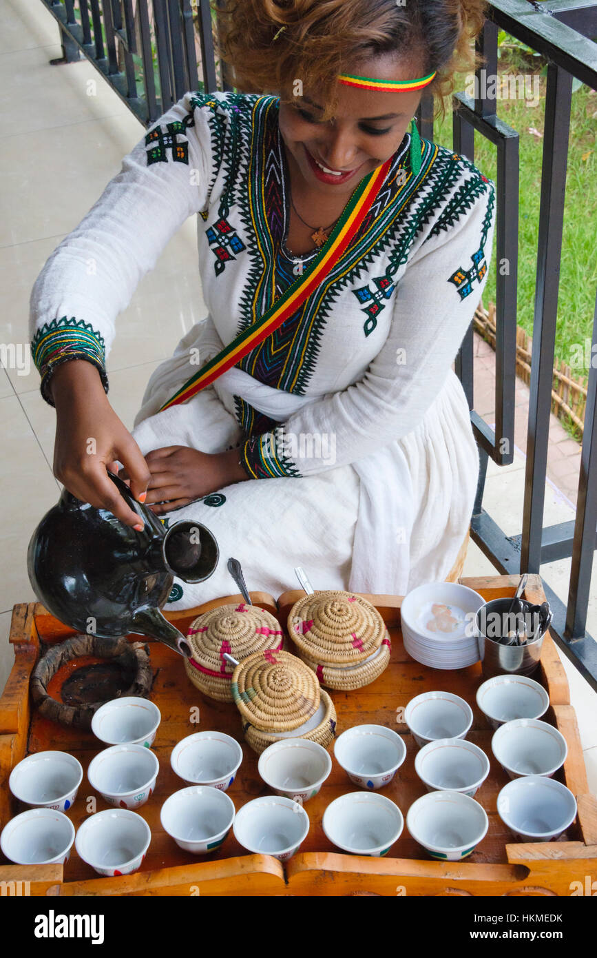 Amhara Menschen mit Kaffee, Gondar, Äthiopien Stockfoto