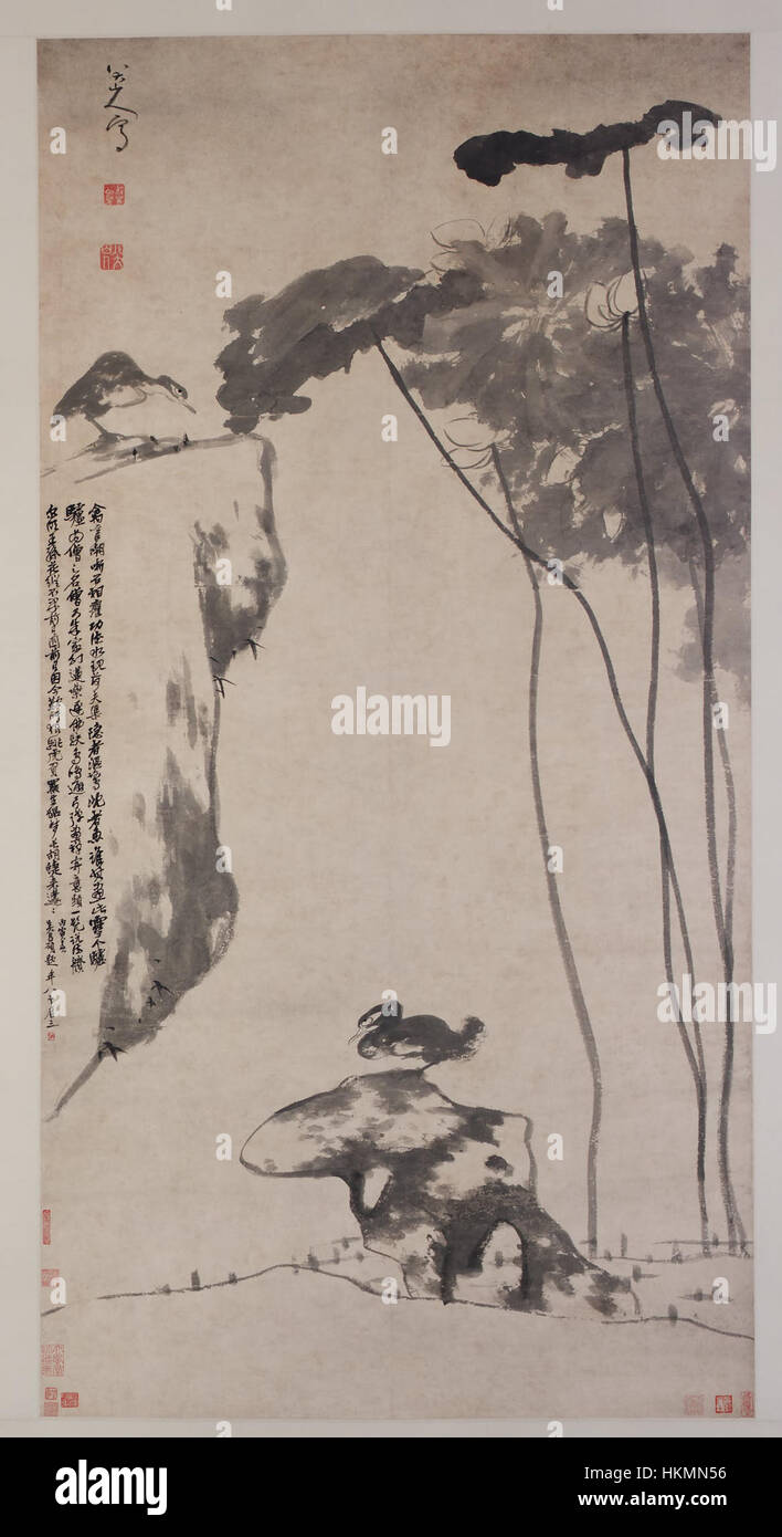 Bada Shanrens „Lotus and Ducks“ zeigt ein traditionelles chinesisches Tintengemälde, das die Meisterschaft des Künstlers bei der Erfassung natürlicher Elemente mit fließenden Pinselstrichen zeigt. Das Gemälde ist ein Paradebeispiel chinesischer Pinselmalerei, die Symbolismus und Natur verbindet. Stockfoto